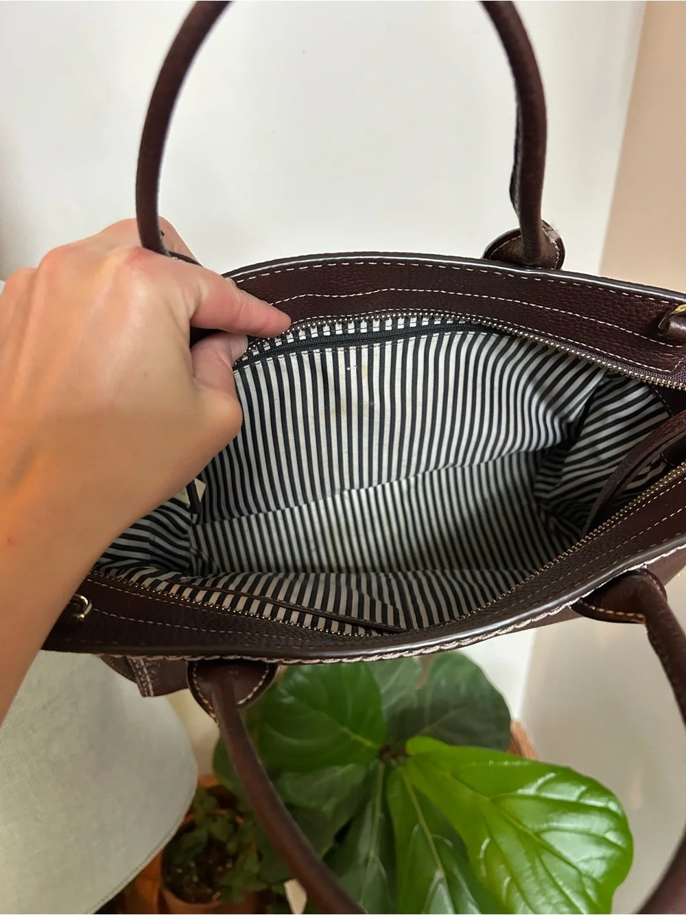 kate spade structured pebbled